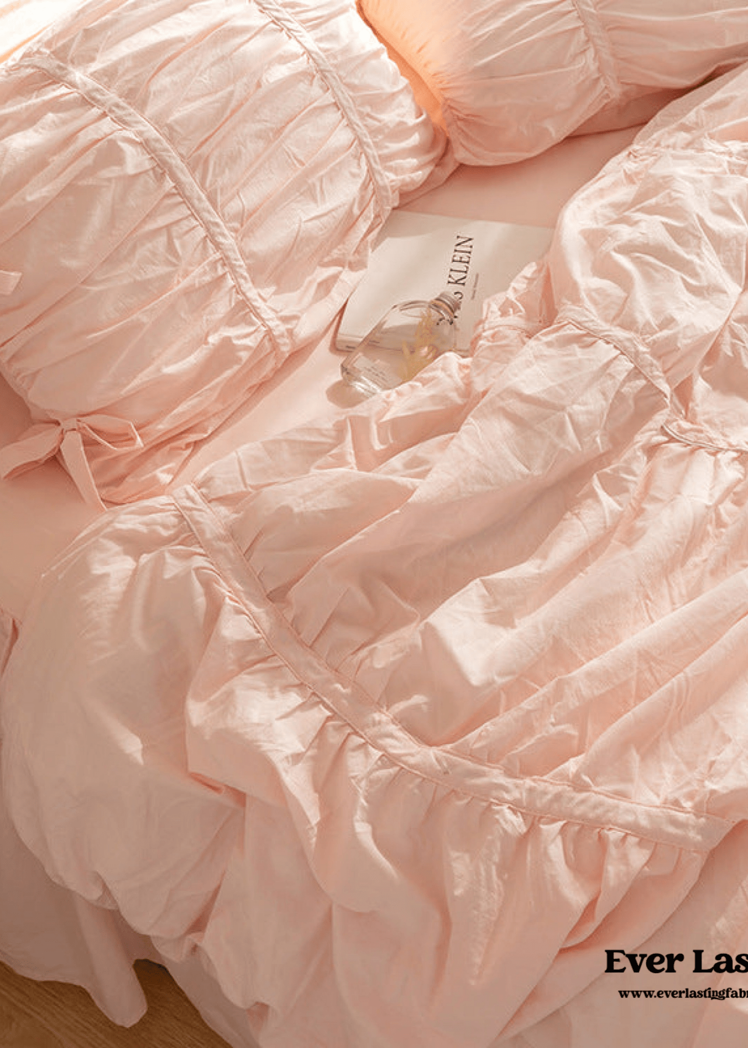 Coquette Ruffle Ribbon Ties Duvet Cover / Pink