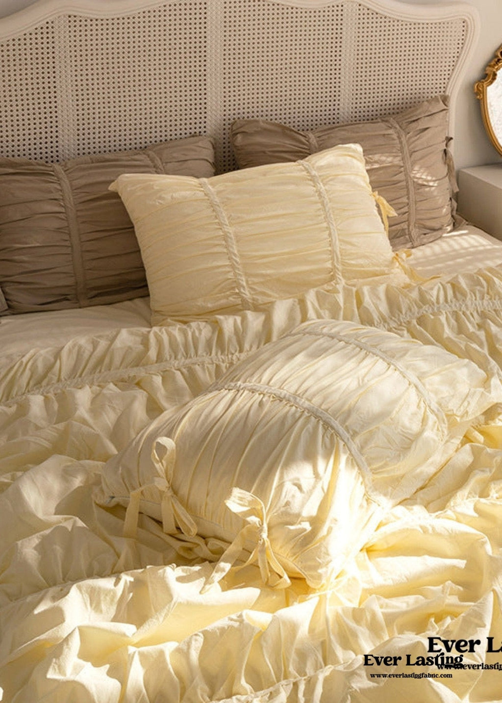 Coquette Ruffle Ribbon Ties Duvet Cover / White