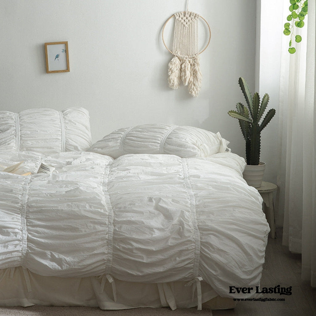 Coquette Ruffle Ribbon Ties Duvet Cover / White