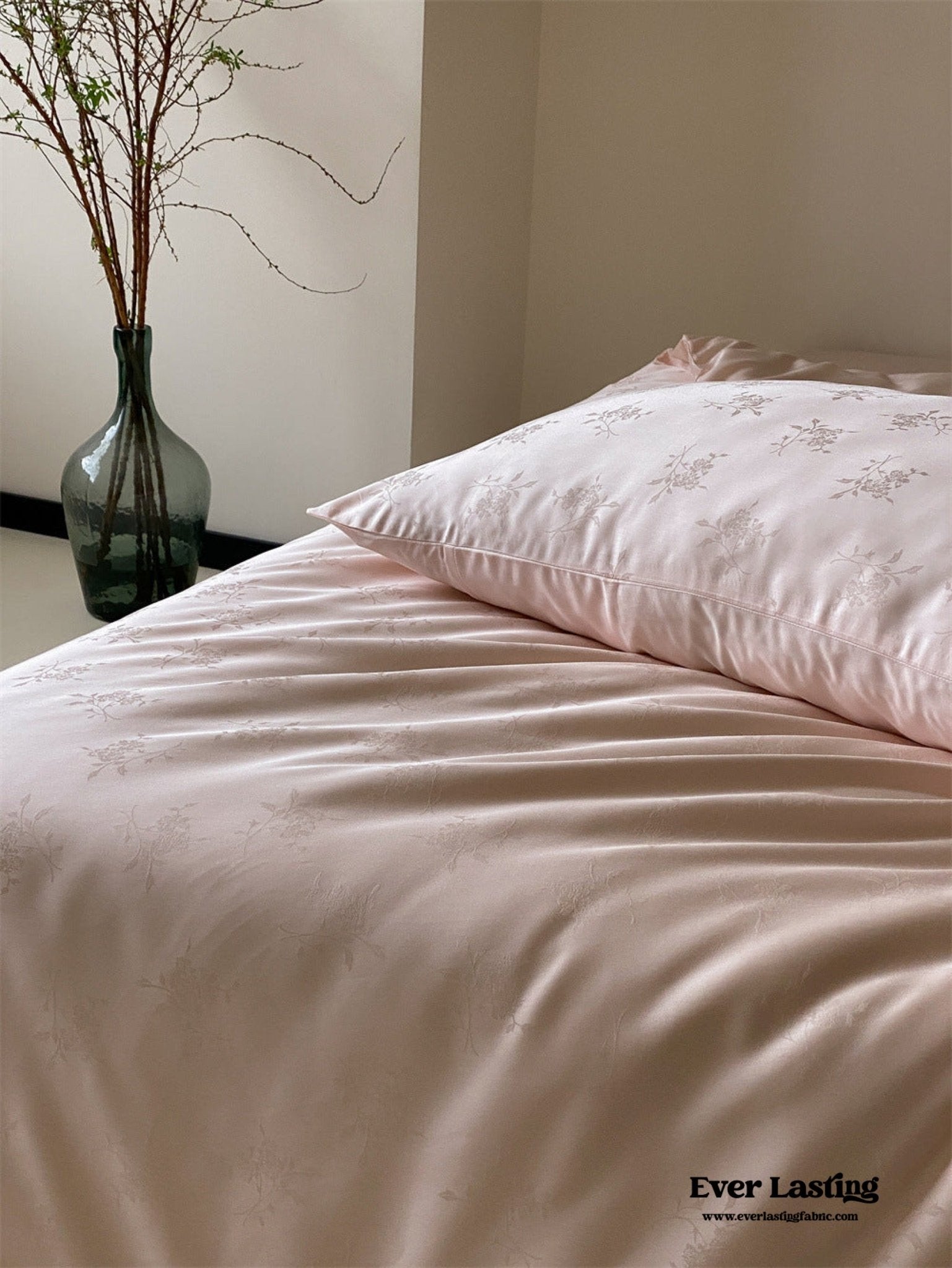 Grace Silky Floral Luxury Bedding Set / Pink