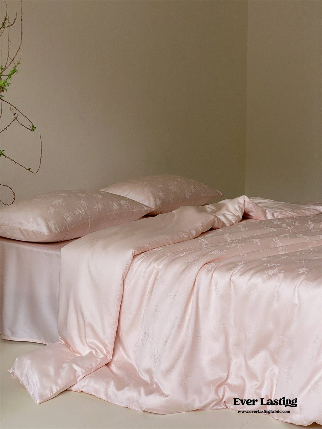 Grace Silky Floral Luxury Bedding Set / Pink