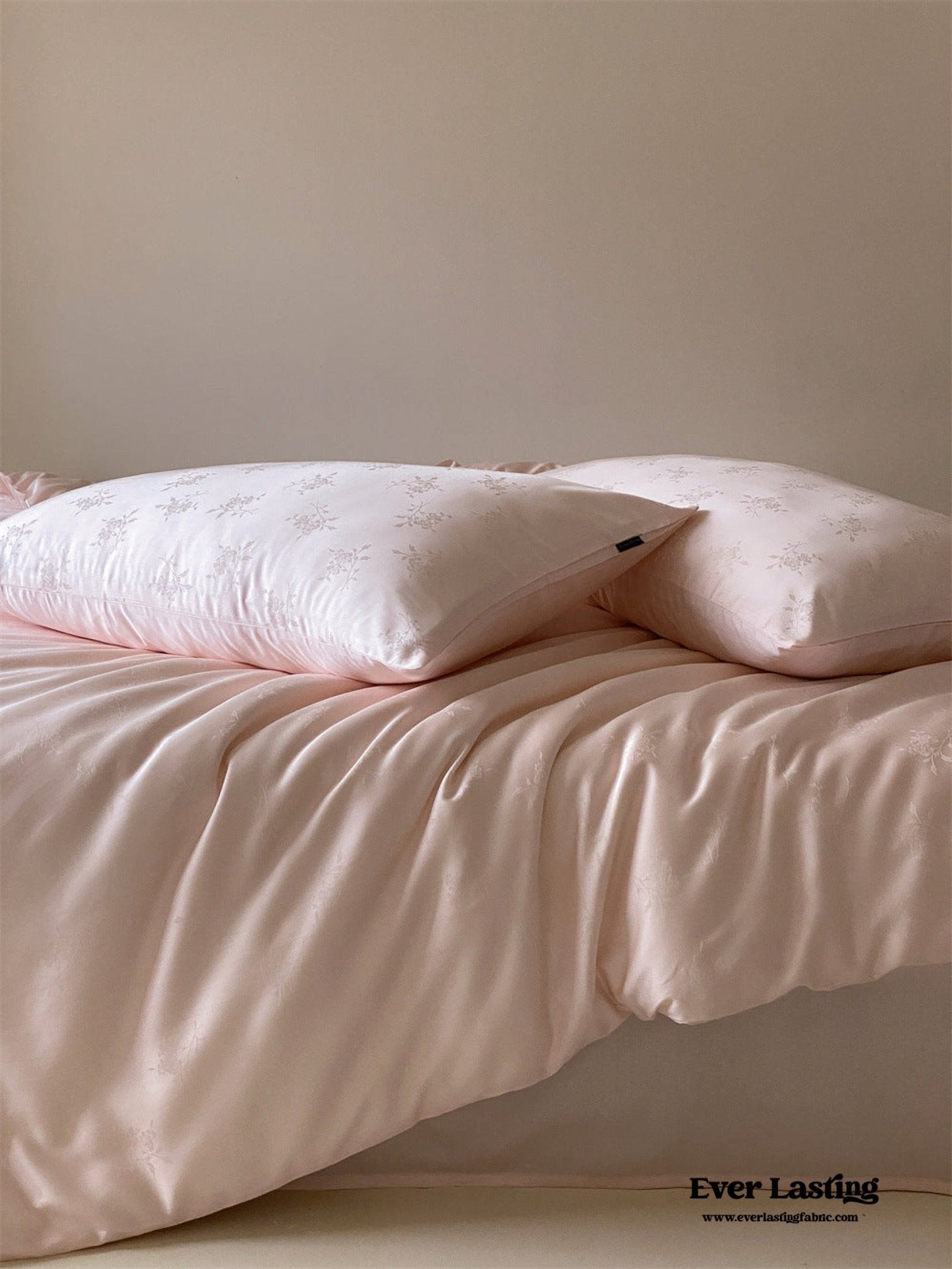 Grace Silky Floral Luxury Bedding Set / Pink