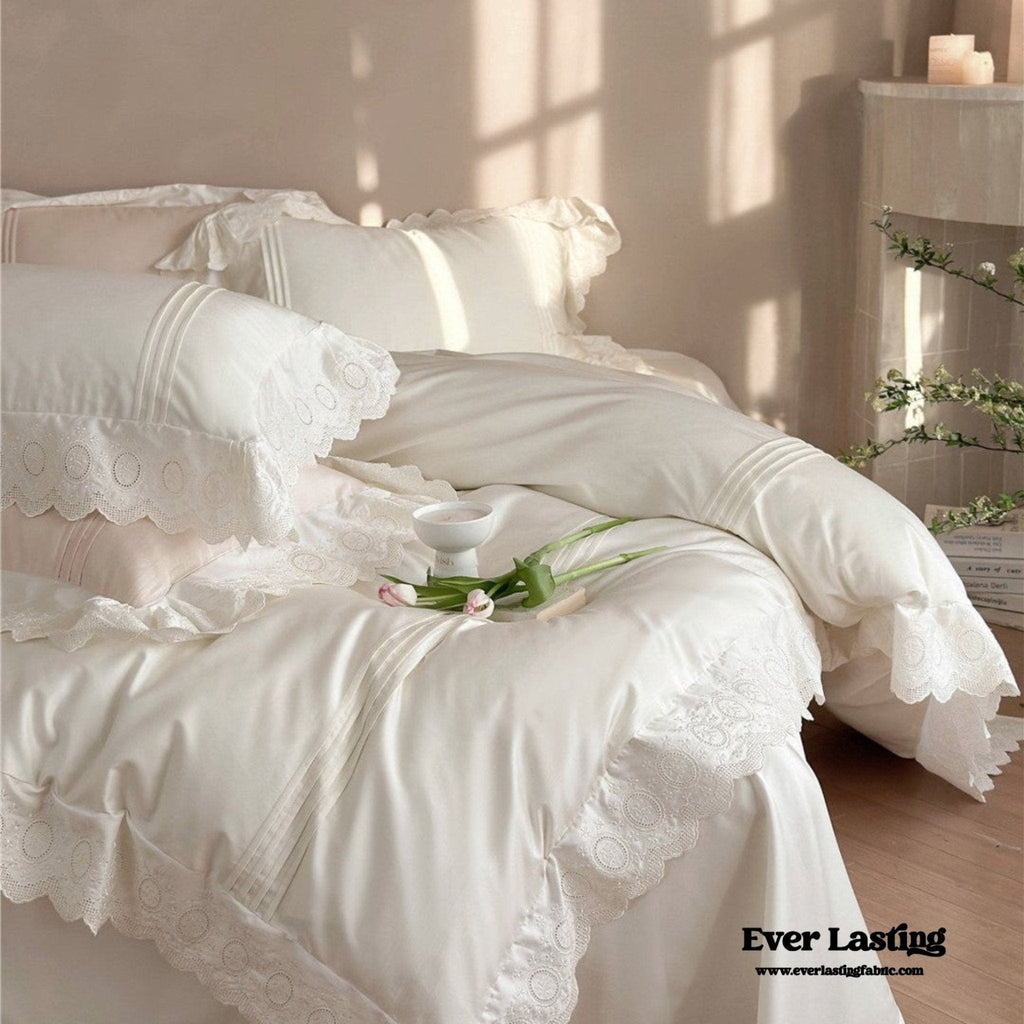 Isabelle Silky Cottage Ruffled Bedding Set / Pink