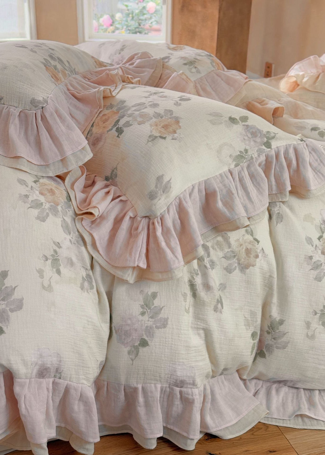 Millie Lace Ruffle Floral Bedding Set / Beige