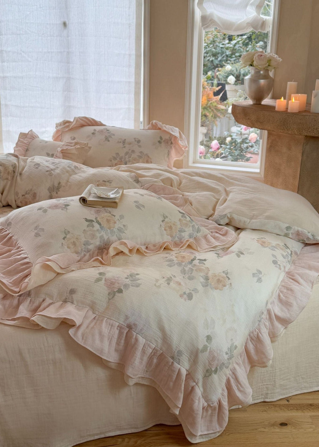 Millie Lace Ruffle Floral Bedding Set / Beige