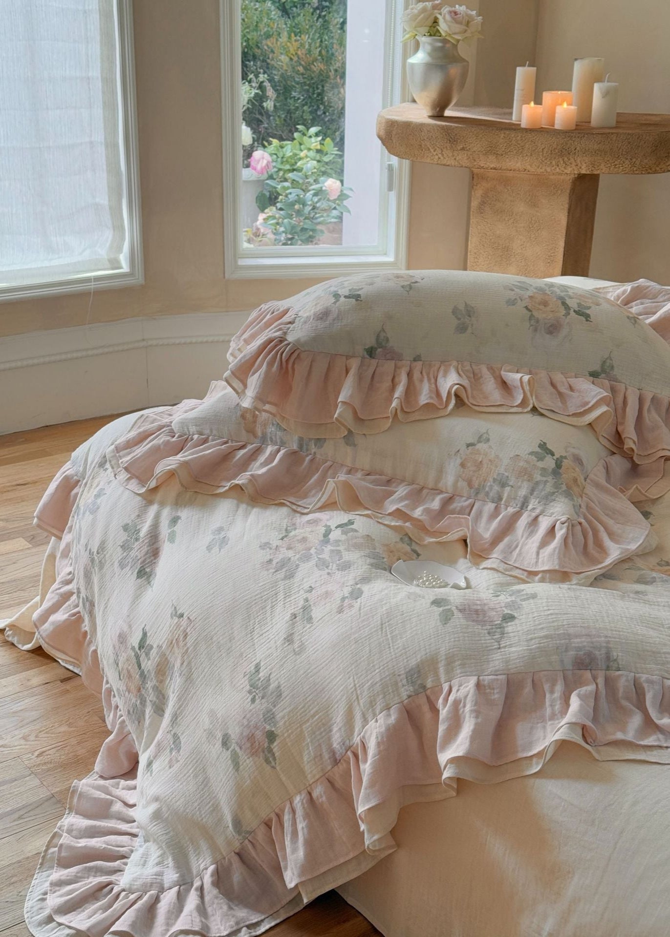 Millie Lace Ruffle Floral Bedding Set / Beige