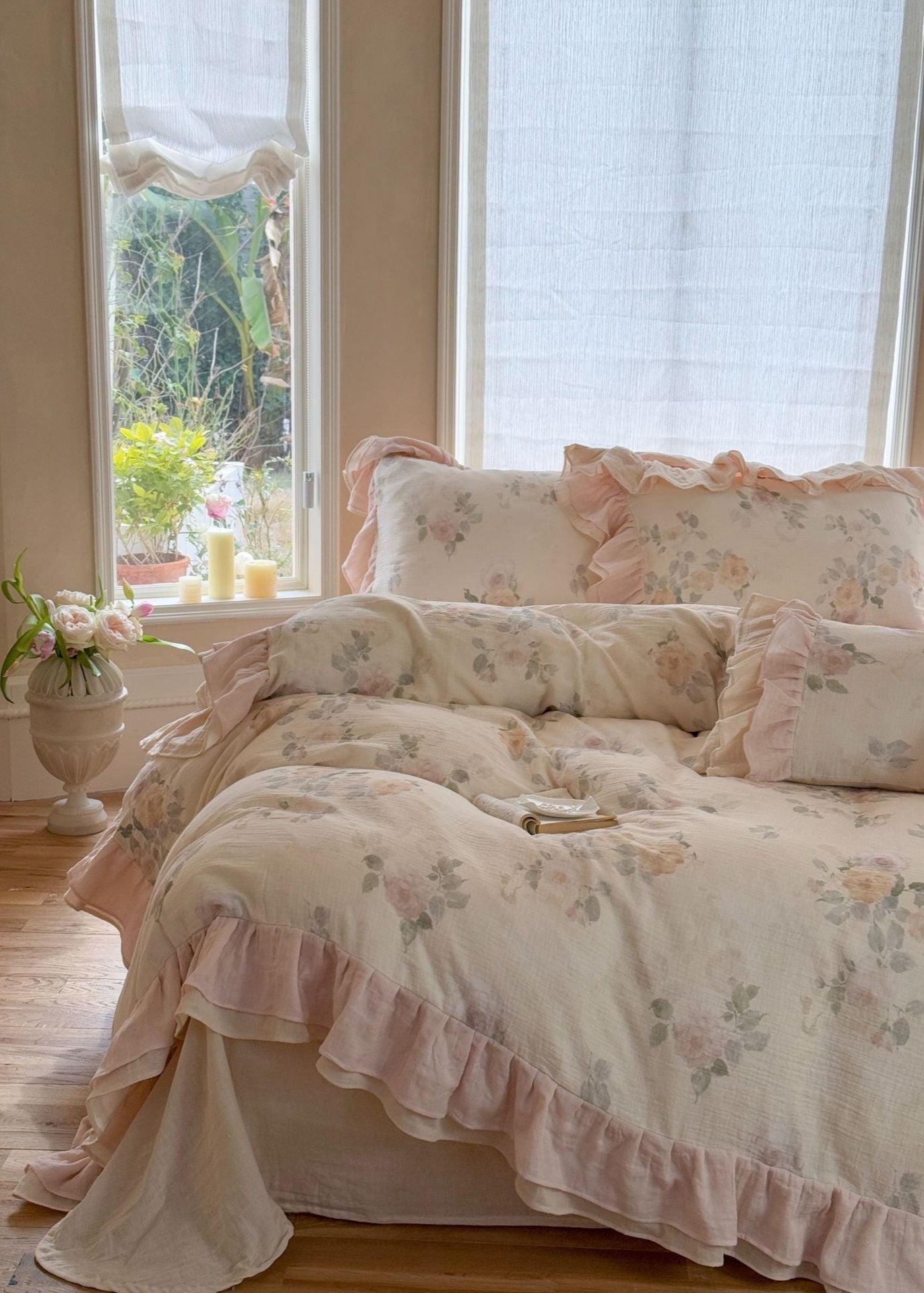 Millie Lace Ruffle Floral Bedding Set / Beige