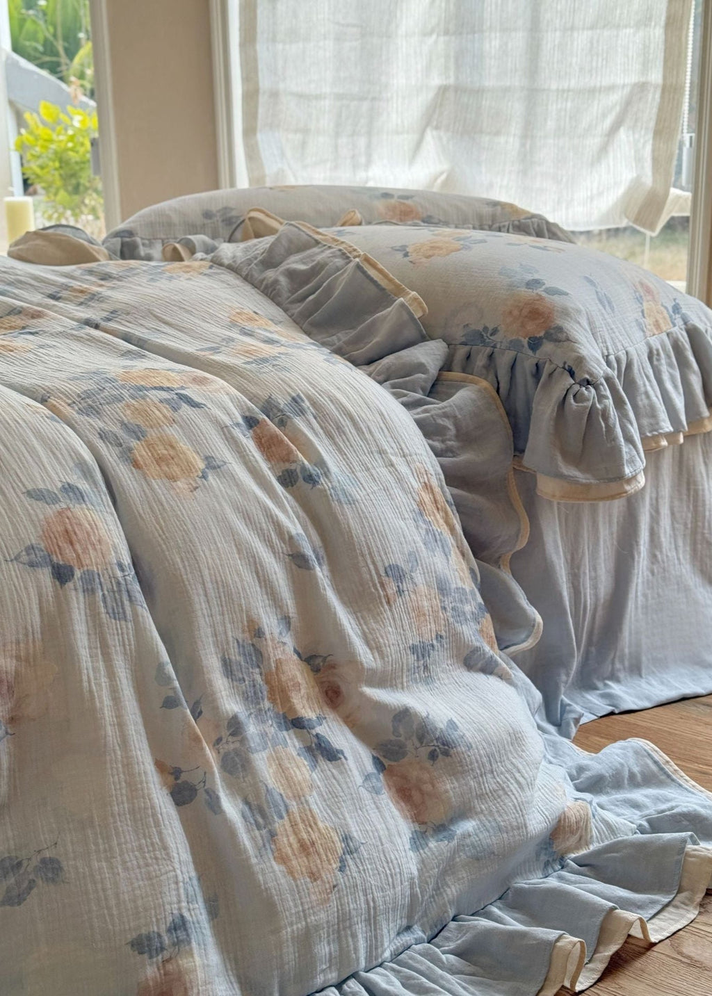 Millie Lace Ruffle Floral Bedding Set / Beige